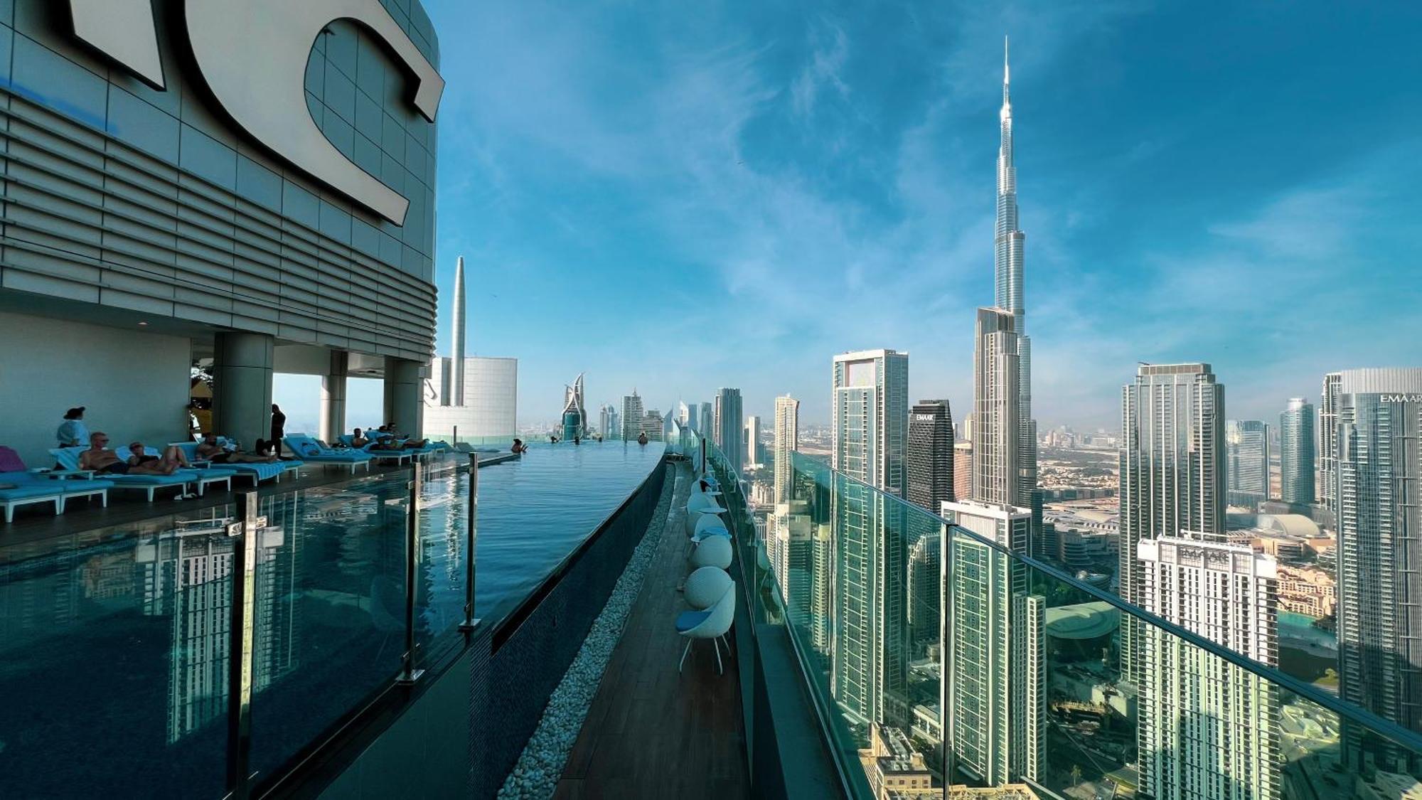 Apartment Paramount Midtown I Sky High Luxury 2br With Burj Khalifa View & Highest Infinity Pool I Down Town