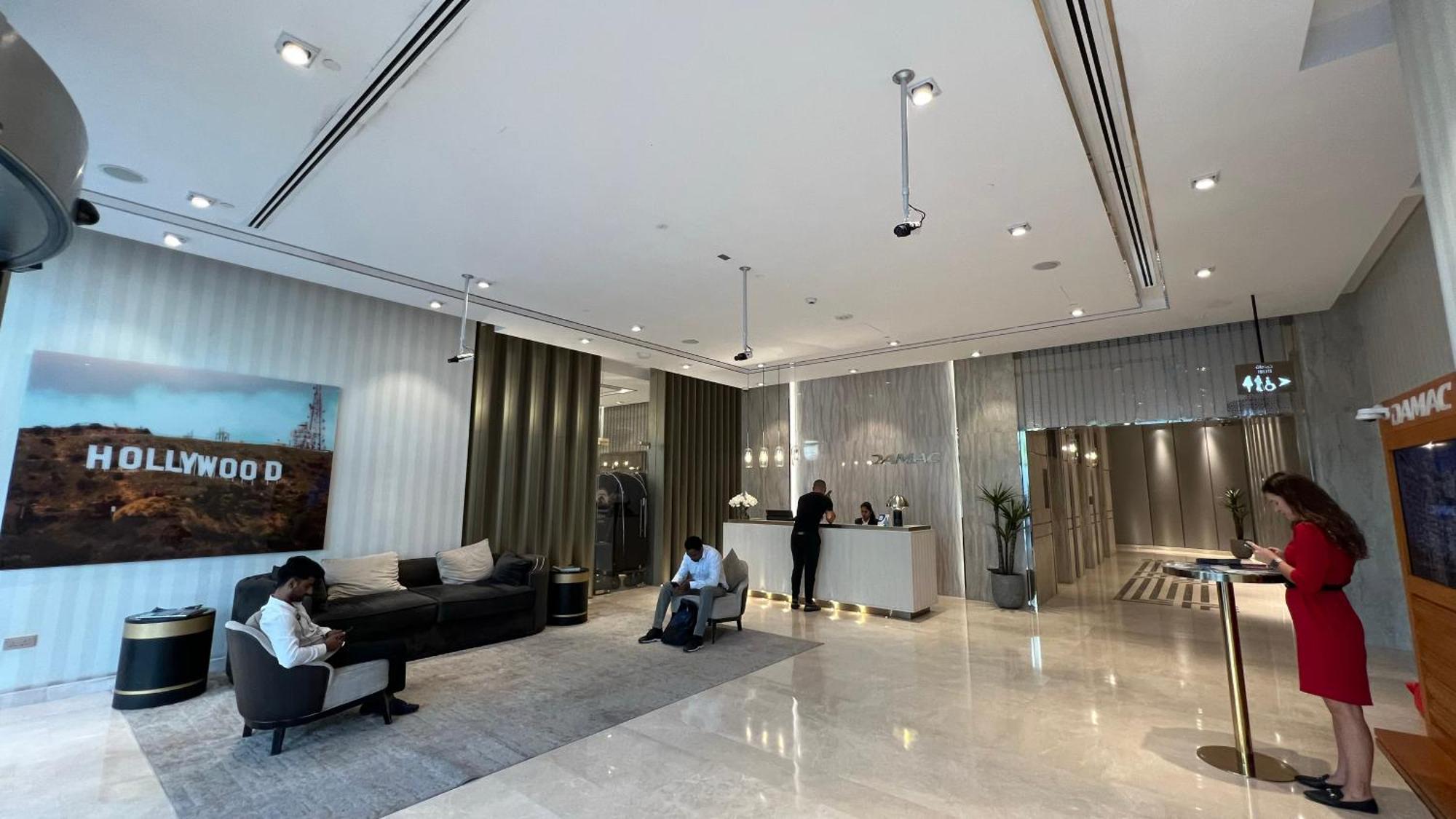 Paramount Midtown I Sky High Luxury 2br With Burj Khalifa View & Highest Infinity Pool I Down Town Apartment Dubai