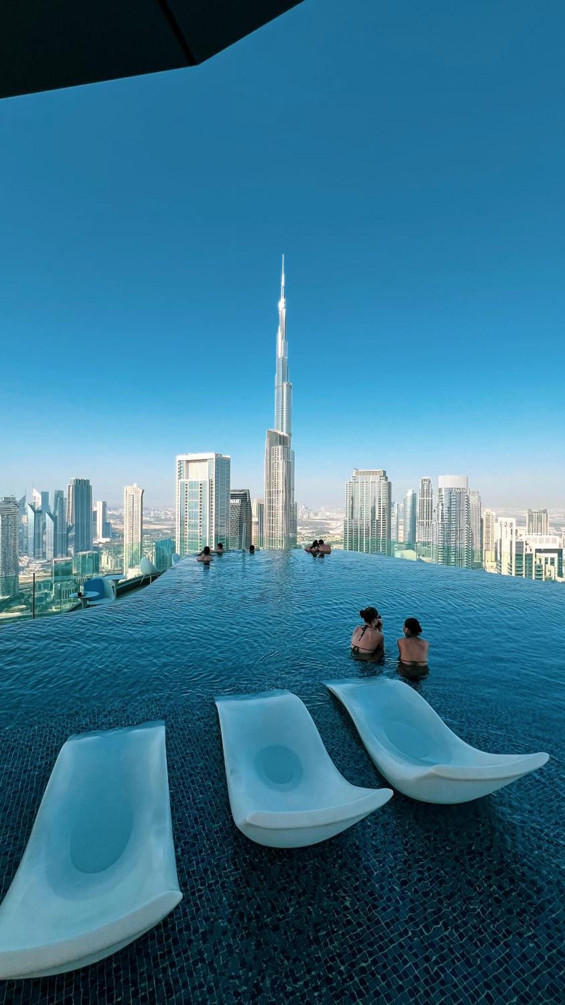 Paramount Midtown I Sky High Luxury 2br With Burj Khalifa View & Highest Infinity Pool I Down Town * Dubai