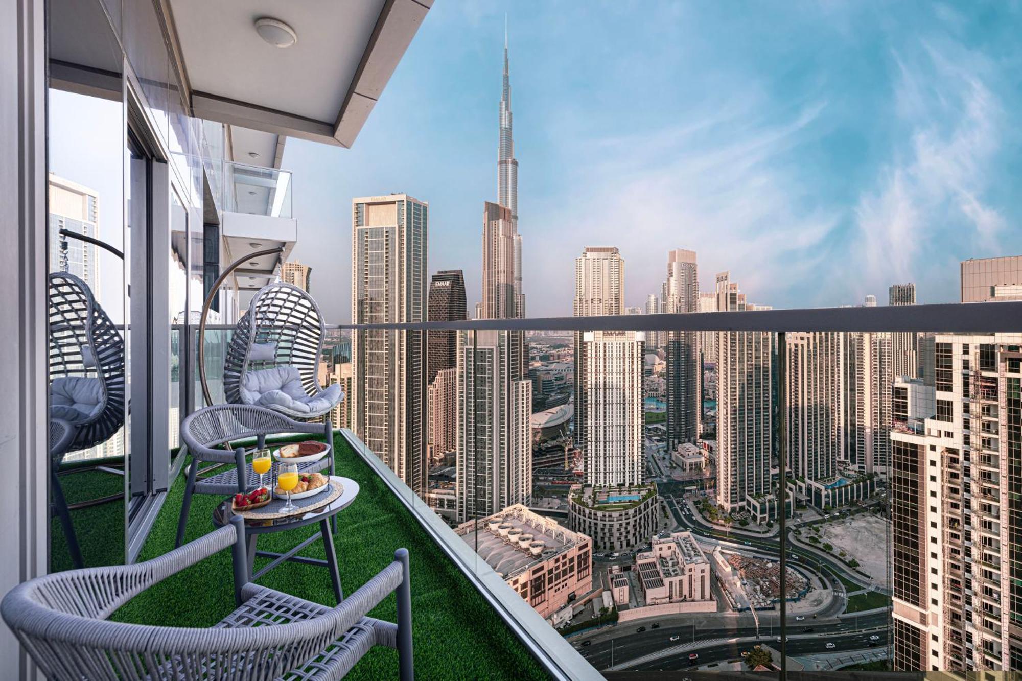 Paramount Midtown I Sky High Luxury 2br With Burj Khalifa View & Highest Infinity Pool I Down Town Dubai